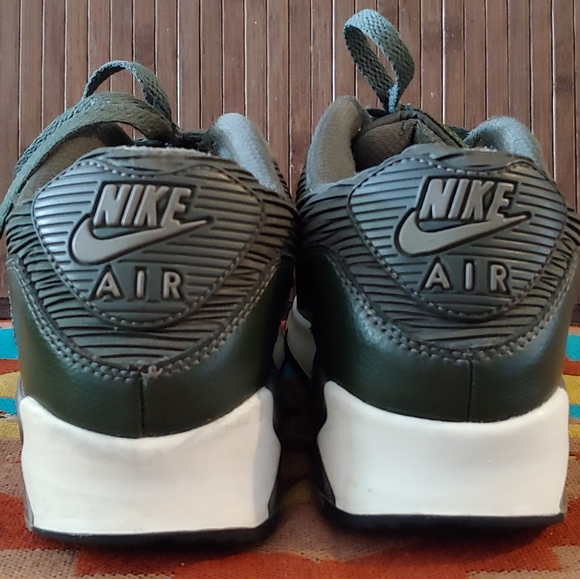 SOLD 🤝 Nike Air Max 90 - Picture 4 of 7